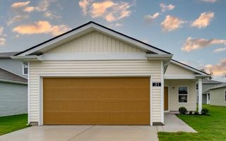 31 Stonehenge Ln, S, Manchester, TN 37355