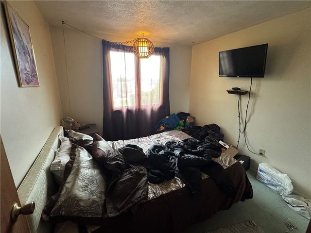 114 Pinoak Ln, North Fayette, PA 15126