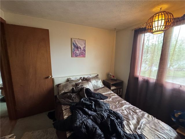 114 Pinoak Ln, North Fayette, PA 15126