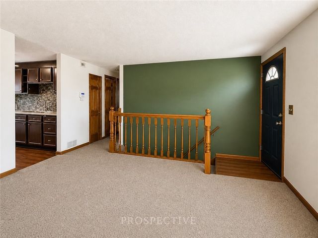 114 Pinoak Ln, North Fayette, PA 15126