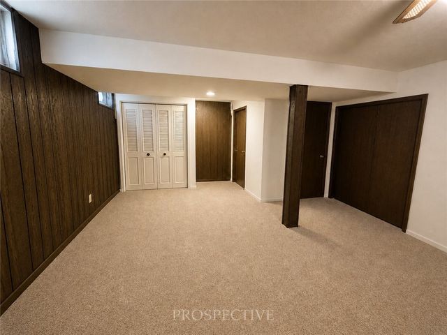 114 Pinoak Ln, North Fayette, PA 15126