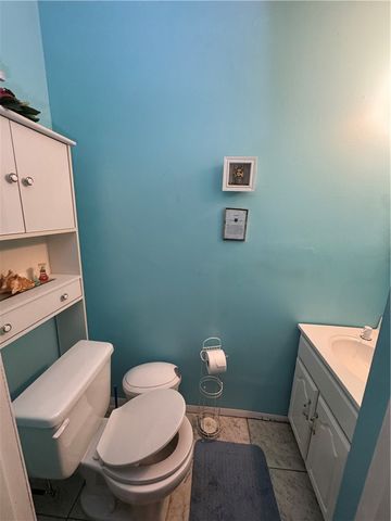 114 Pinoak Ln, North Fayette, PA 15126