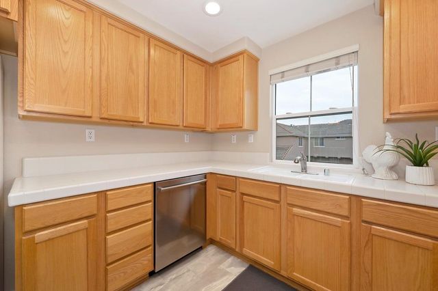 1309 Esplanade Cir, Folsom, CA 95630