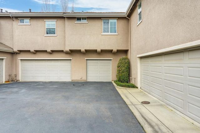 1309 Esplanade Cir, Folsom, CA 95630