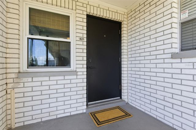 4050 4TH STREET N 317, St Petersburg, FL 33703