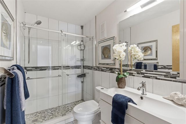 4050 4TH STREET N 317, St Petersburg, FL 33703