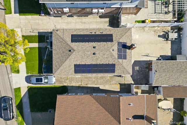 58-12 264th Street, Little Neck, NY 11362