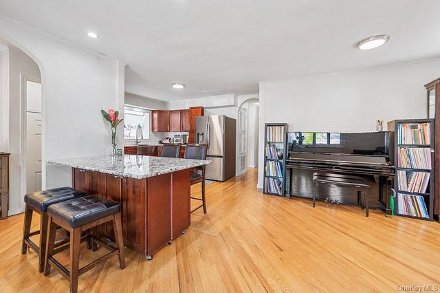 58-12 264th Street, Little Neck, NY 11362