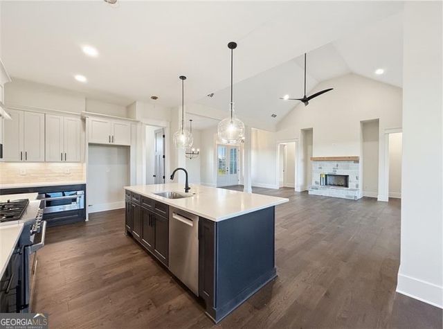 303 Eminence Peak, Rydal, GA 30171