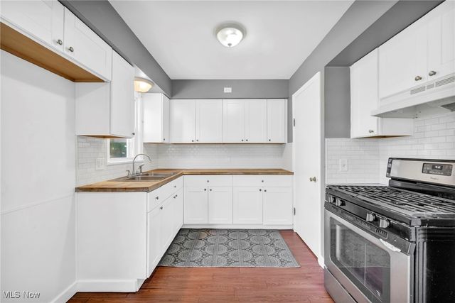 4888 E 85th Street, Garfield Heights, OH 44125