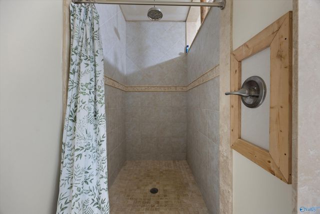 329 Anna Drive, New Hope, AL 35760