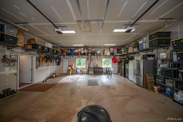 8450 N Van Buskirk Road, Ironwood, MI 49938