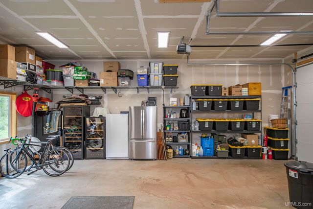 8450 N Van Buskirk Road, Ironwood, MI 49938