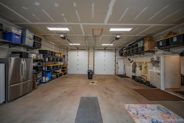 8450 N Van Buskirk Road, Ironwood, MI 49938