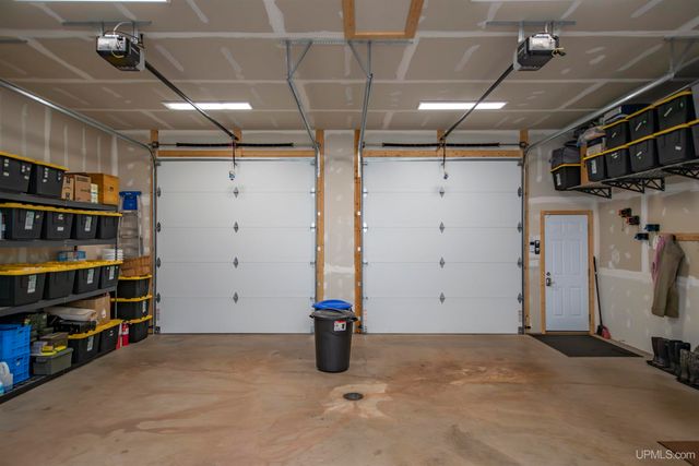 8450 N Van Buskirk Road, Ironwood, MI 49938