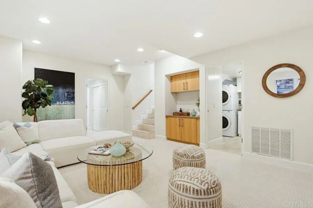 1407 Ocean Ave, Del Mar, CA 92014