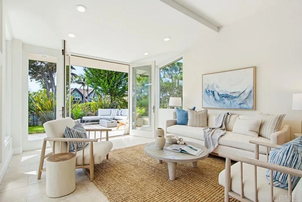 1407 Ocean Ave, Del Mar, CA 92014