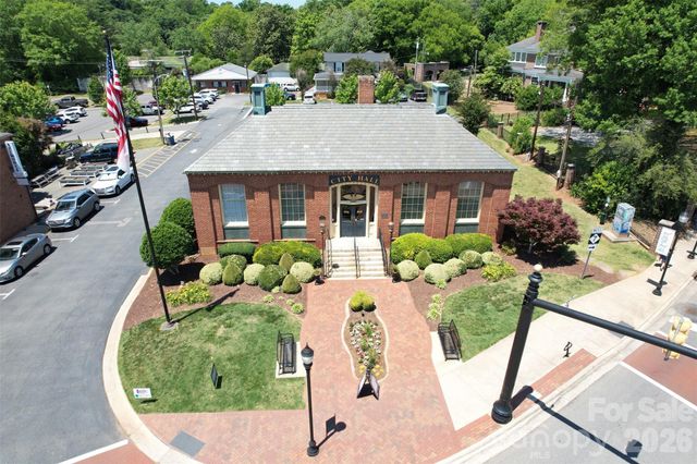 647 R L Stowe Road, Belmont, NC 28012
