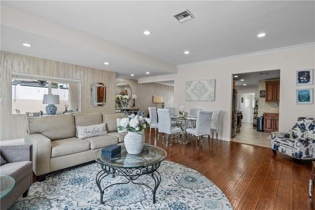 6917 Tyrone, Van Nuys, CA 91405