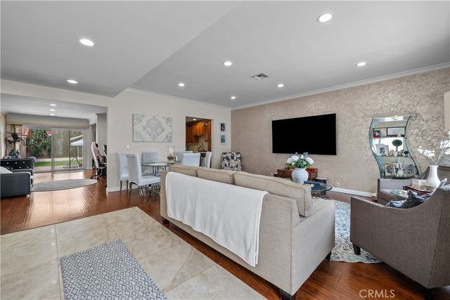 6917 Tyrone, Van Nuys, CA 91405