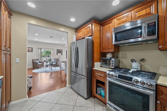 6917 Tyrone, Van Nuys, CA 91405