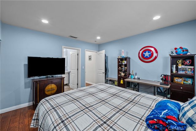 6917 Tyrone, Van Nuys, CA 91405