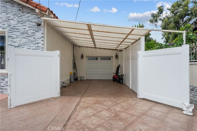 6917 Tyrone, Van Nuys, CA 91405