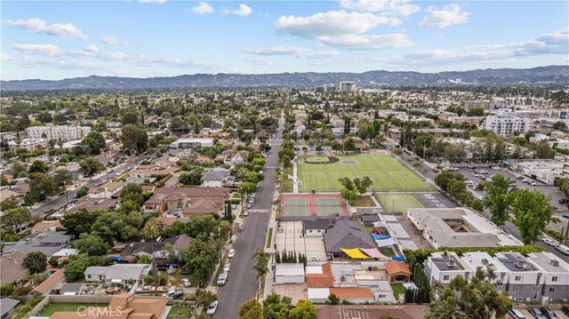 6917 Tyrone, Van Nuys, CA 91405