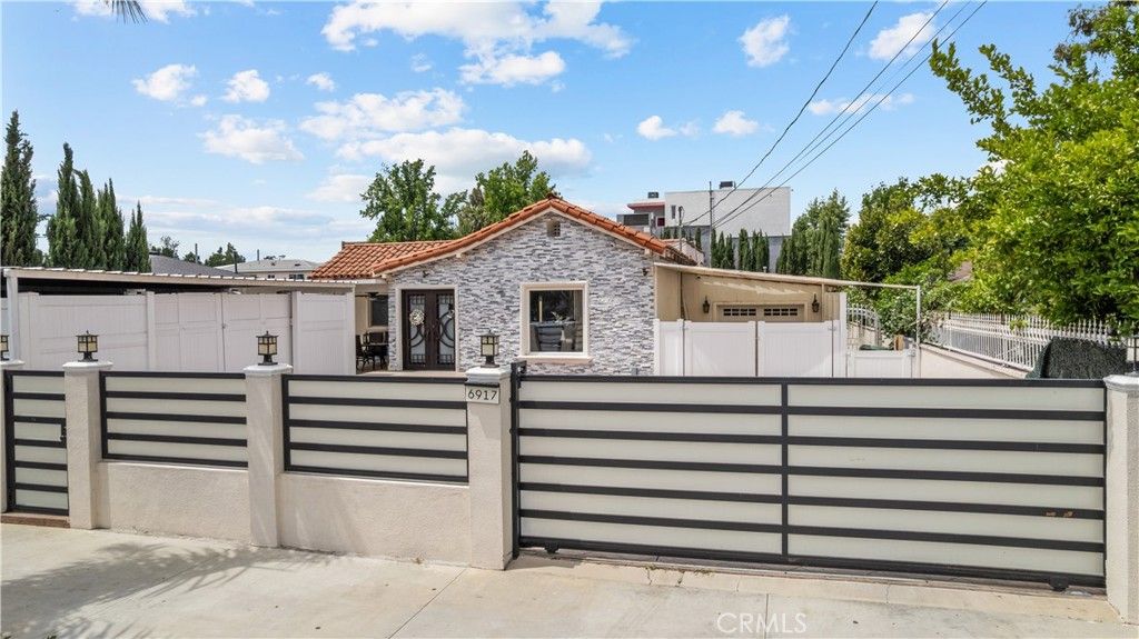 6917 Tyrone, Van Nuys, CA 91405