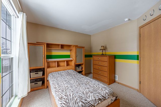 109 Shawnee Lane, Harvard, IL 60033