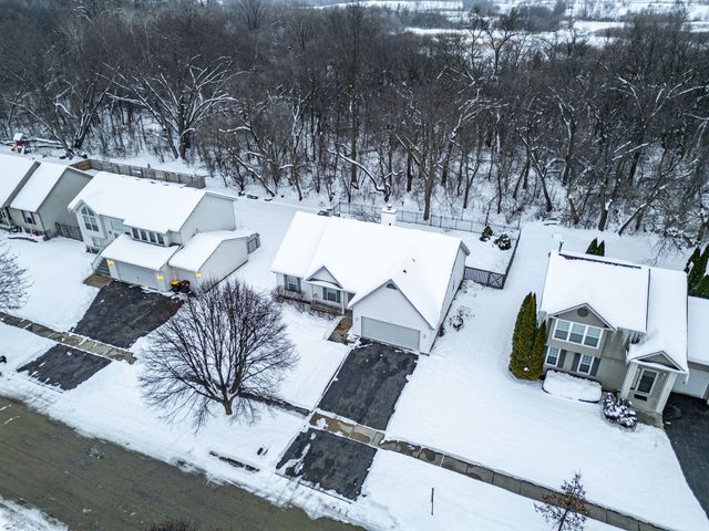 109 Shawnee Lane, Harvard, IL 60033