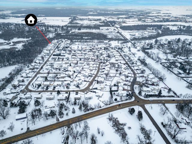 109 Shawnee Lane, Harvard, IL 60033