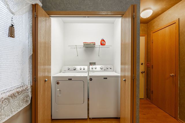 109 Shawnee Lane, Harvard, IL 60033