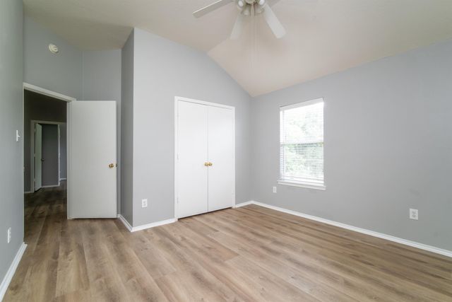 9703 Berkshire Trace, Pearland, TX 77584