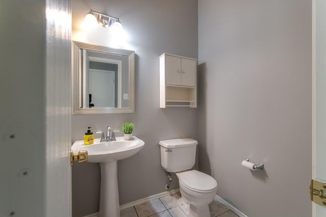 9703 Berkshire Trace, Pearland, TX 77584