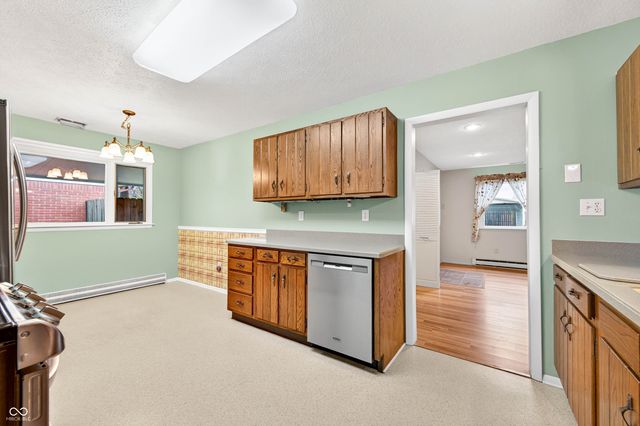 2720 12th Street, Columbus, IN 47201