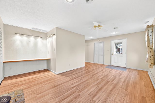 2720 12th Street, Columbus, IN 47201