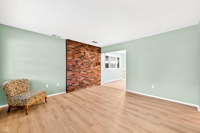 2720 12th Street, Columbus, IN 47201