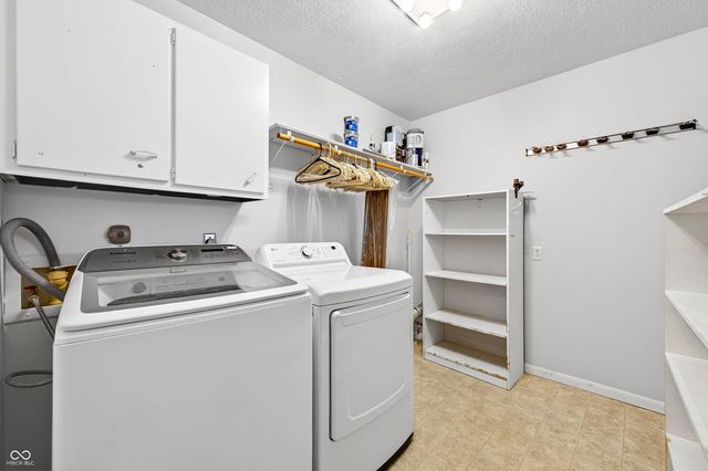 2720 12th Street, Columbus, IN 47201