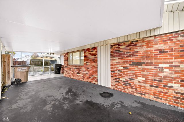 2720 12th Street, Columbus, IN 47201