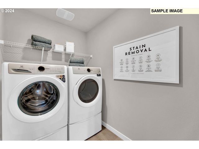 1575 N Young St, Lafayette, OR 97127