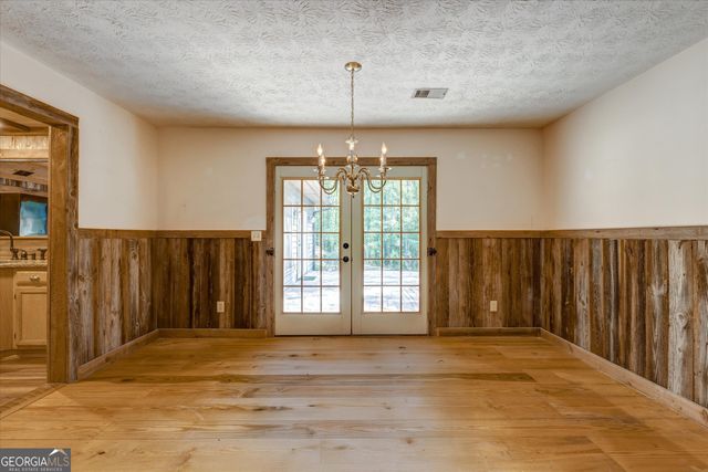 424 Hampton Road, Hampton, GA 30228