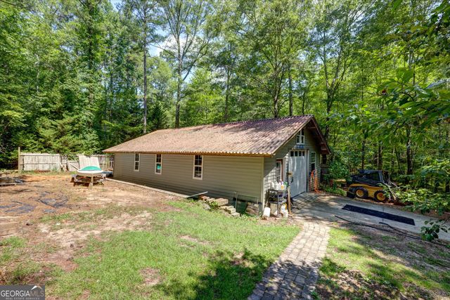424 Hampton Road, Hampton, GA 30228