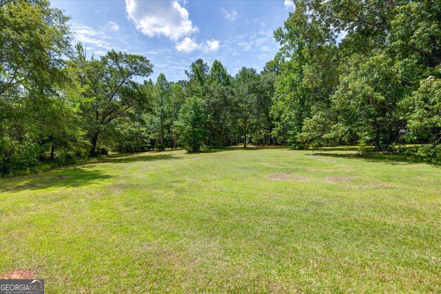 424 Hampton Road, Hampton, GA 30228