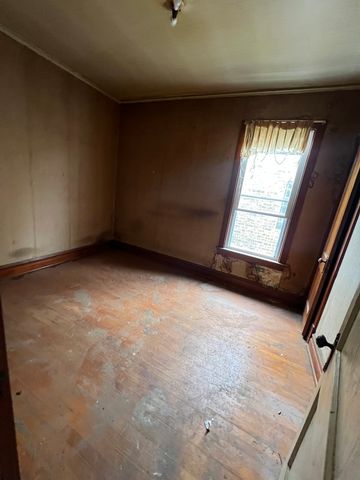 2309 N Springfield Avenue, Chicago, IL 60647