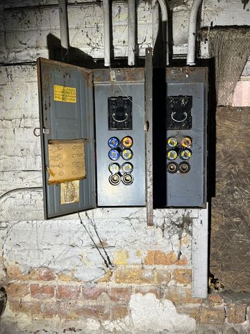 2309 N Springfield Avenue, Chicago, IL 60647