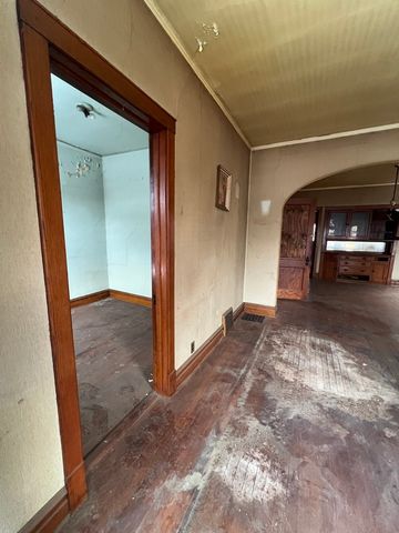 2309 N Springfield Avenue, Chicago, IL 60647