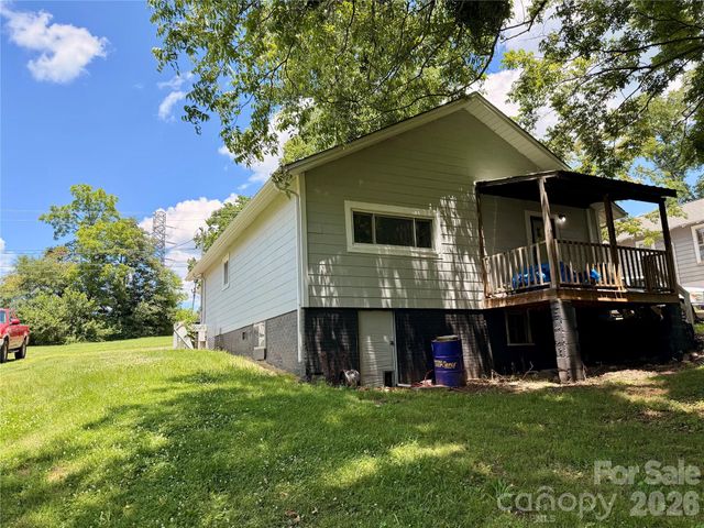 321 Cline Avenue SW, Valdese, NC 28690
