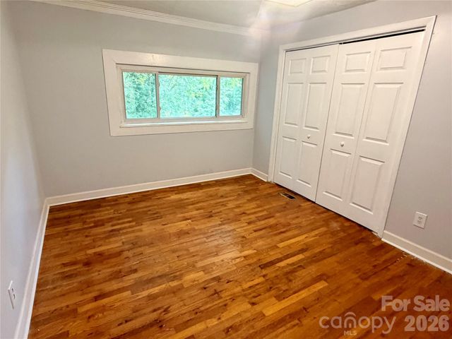 321 Cline Avenue SW, Valdese, NC 28690