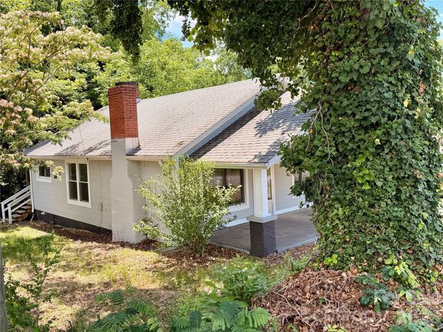 321 Cline Avenue SW, Valdese, NC 28690